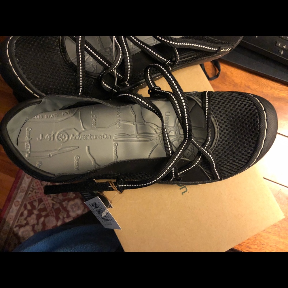 J-41 Trail Hiking Shoes